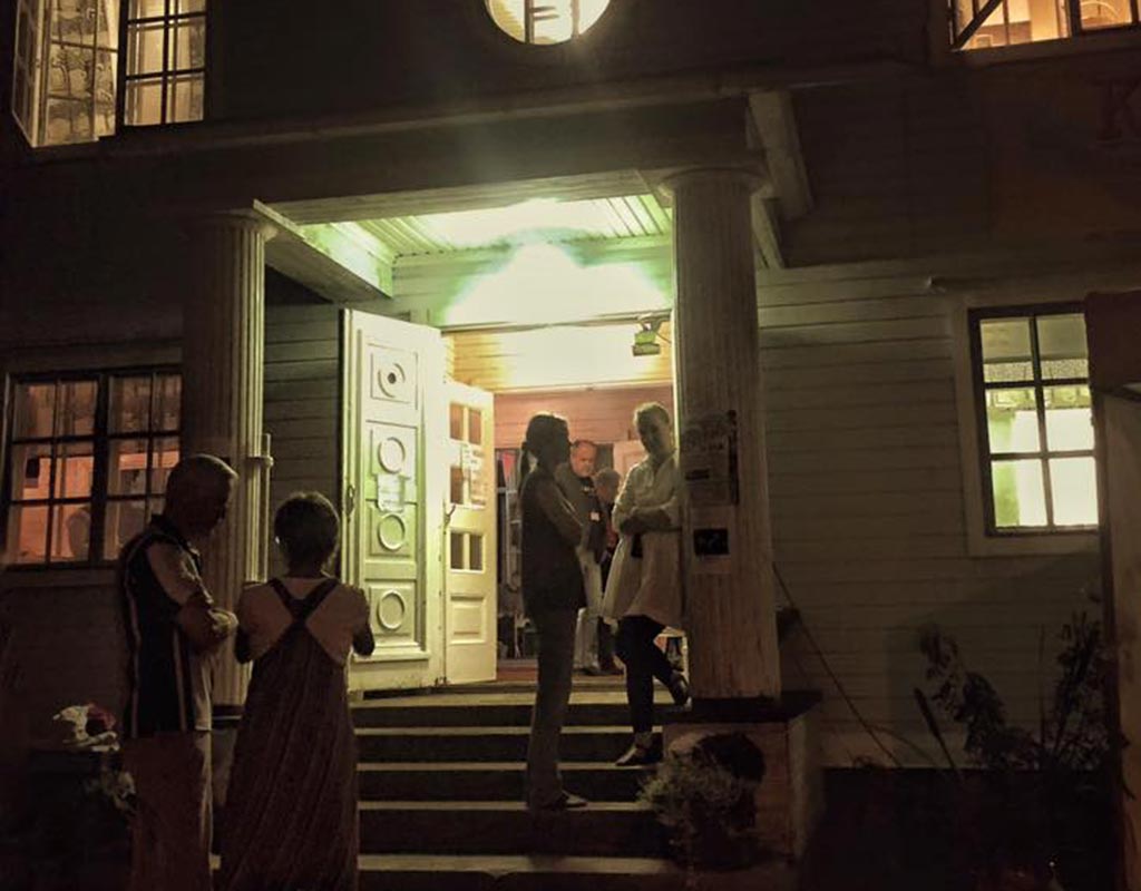 Kaukas EloFolk - Hyvinkää - Tapahtumat & Teatterit - Uusimaa - Kylään.fi - Kylämatkailun tietopankki