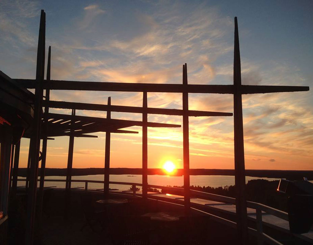 Hermannin Viinitorni - Ilomantsi - Nähtävyydet & Käyntikohteet - Pohjois-Karjala - Kylään.fi - Kylämatkailun tietopankki