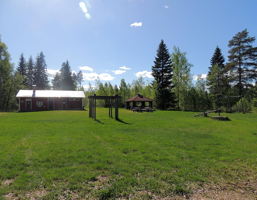 Konttimäen koulu - Saarijärvi - Nähtävyydet & Käyntikohteet - Keski-Suomi - Kylään.fi - Kylämatkailun tietopankki