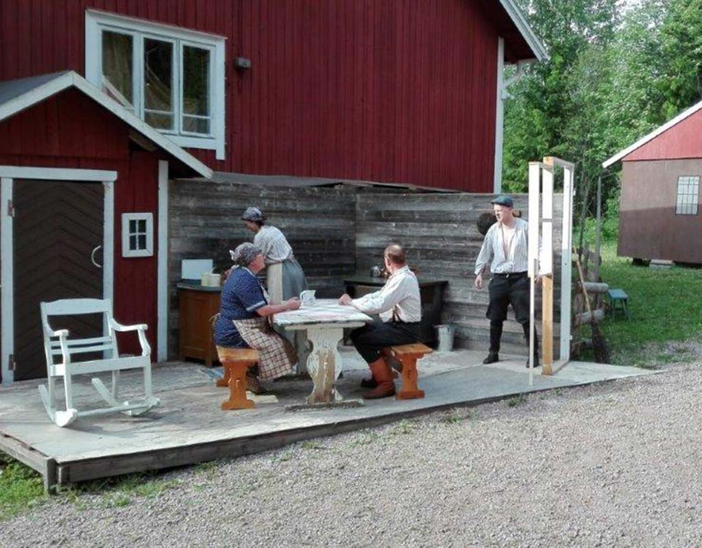 Tarvasjoen Nuorisoseura - Tarvasjoki - Tapahtumat & Teatterit - Varsinais-Suomi - Kylään.fi - Kylämatkailun tietopankki