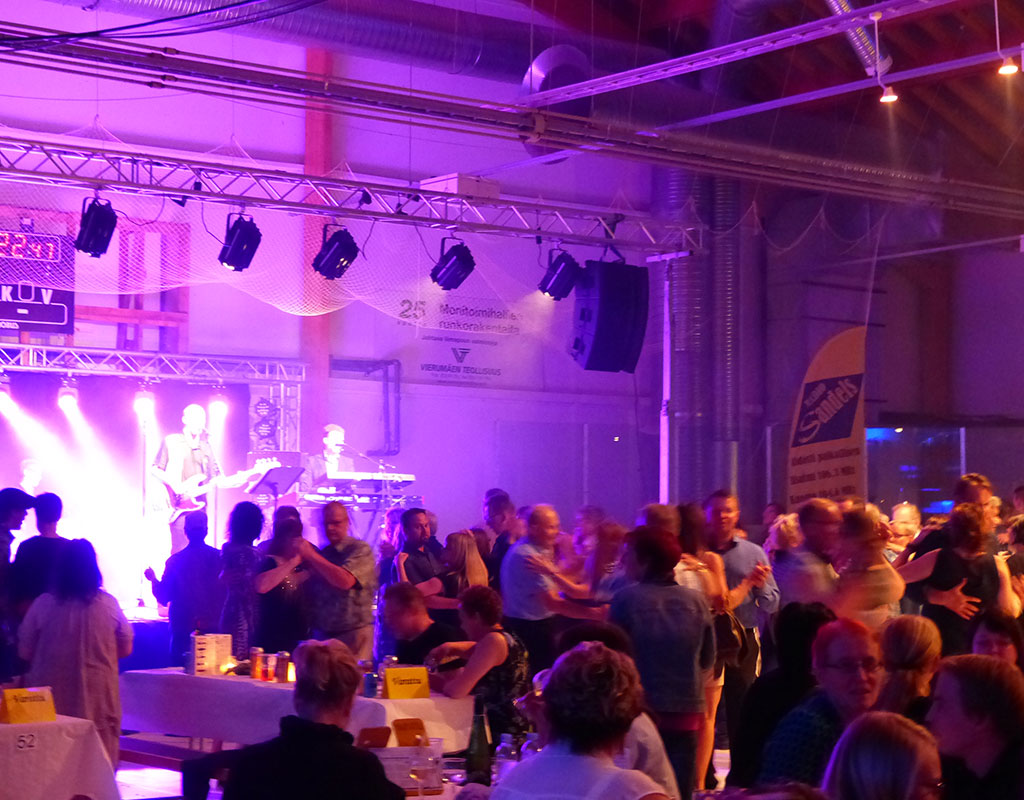 Lapinlahden Juusto- ja viinijuhlat - Lapinlahti - Tapahtumat & Teatterit - Pohjois-Savo - Kylään.fi - Kylämatkailun tietopankki