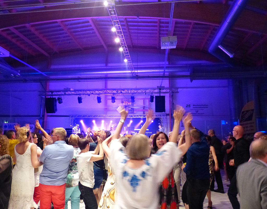 Lapinlahden Juusto- ja viinijuhlat - Lapinlahti - Tapahtumat & Teatterit - Pohjois-Savo - Kylään.fi - Kylämatkailun tietopankki